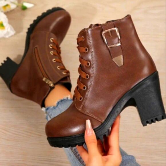 Ladies Chunky heel boots sz 8.5 - Picture 2 of 5